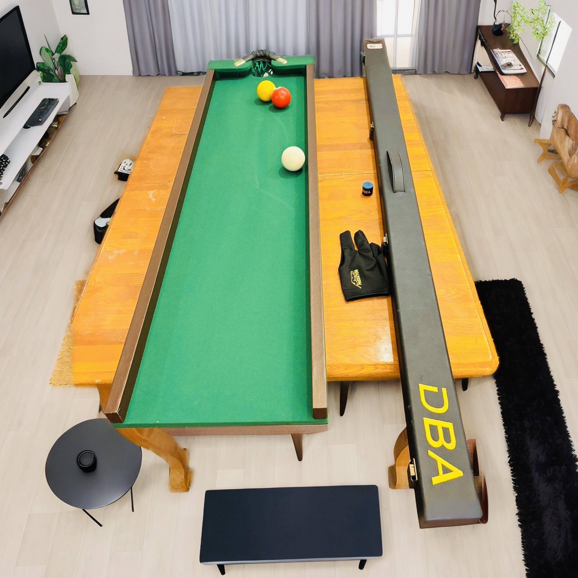 Five -point table ball table home training training training table in the low rod out of the pole and holding the pole