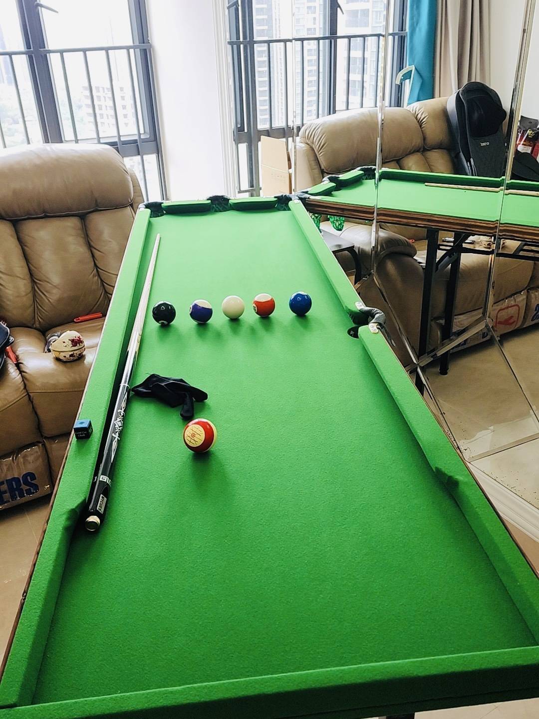 The basic skills of the five -point billiard training table of the home table ball table at home