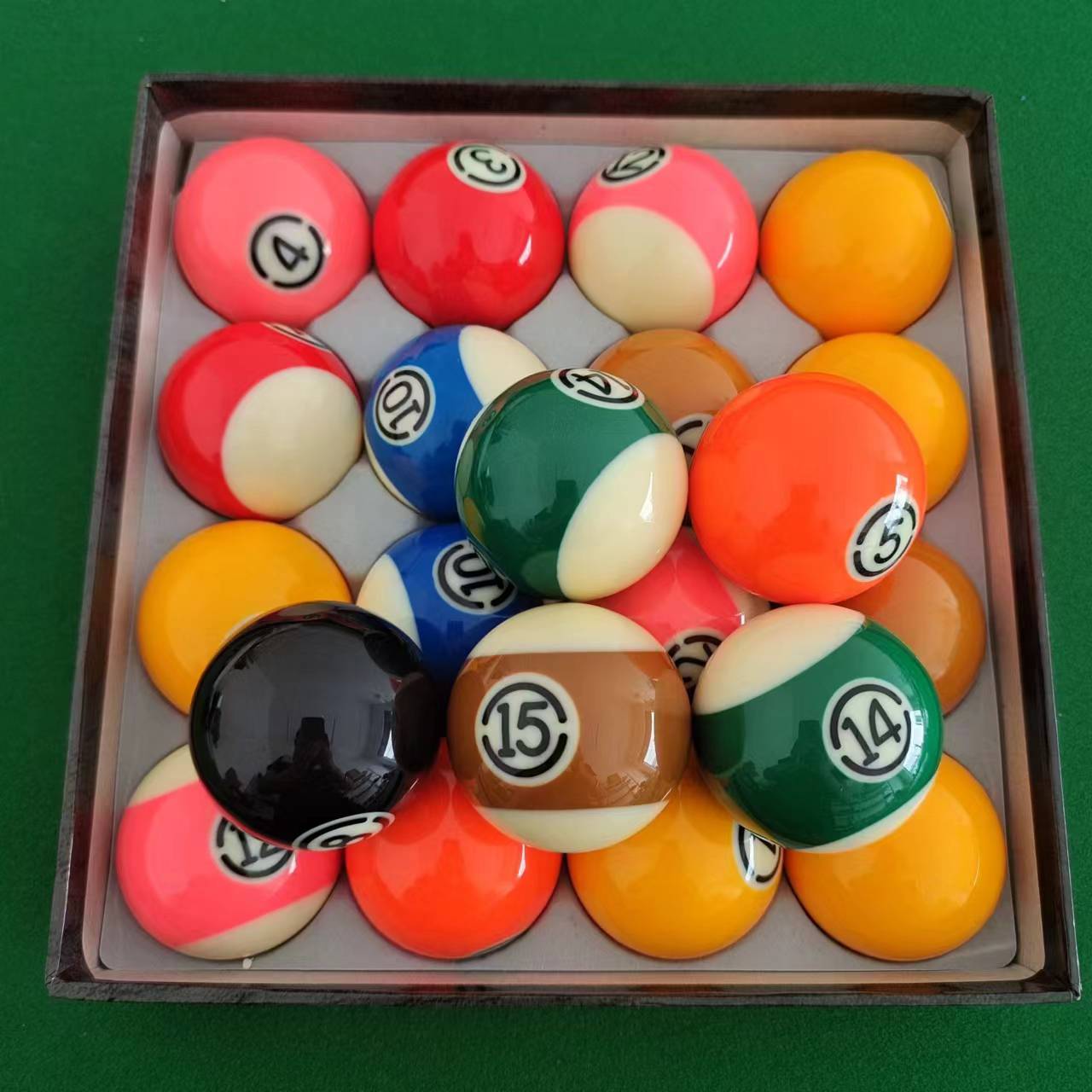 Xinkang Black Diamond TV Satsuccus Black 8 Ball Selling Desktop Sales Sale of Solo Person Crystal Ball