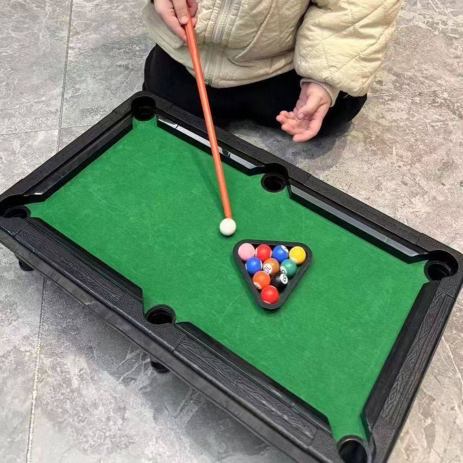 Billiards House Boy 3 Small Mini Board Stand 8112 Family 6 Room 71 Children's Day Gifts