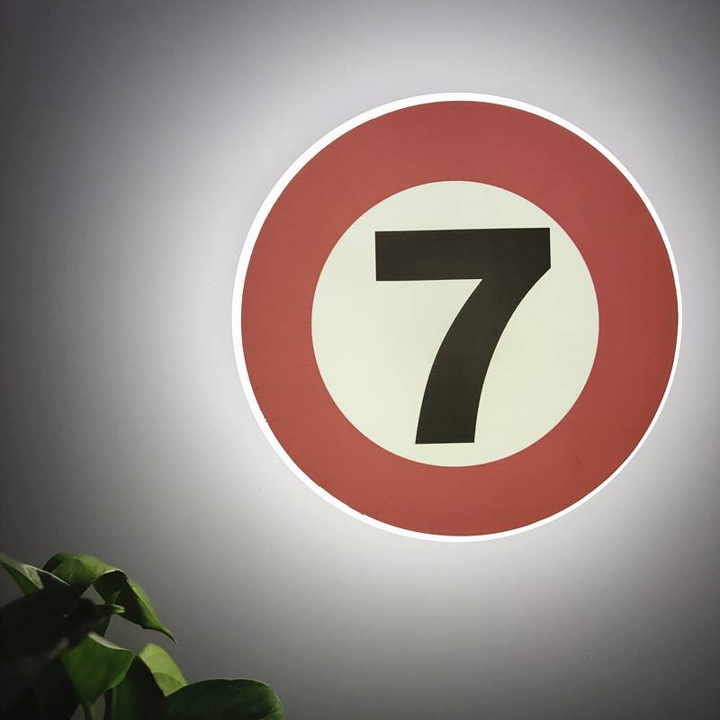 Number Light (No. 7) 210mm