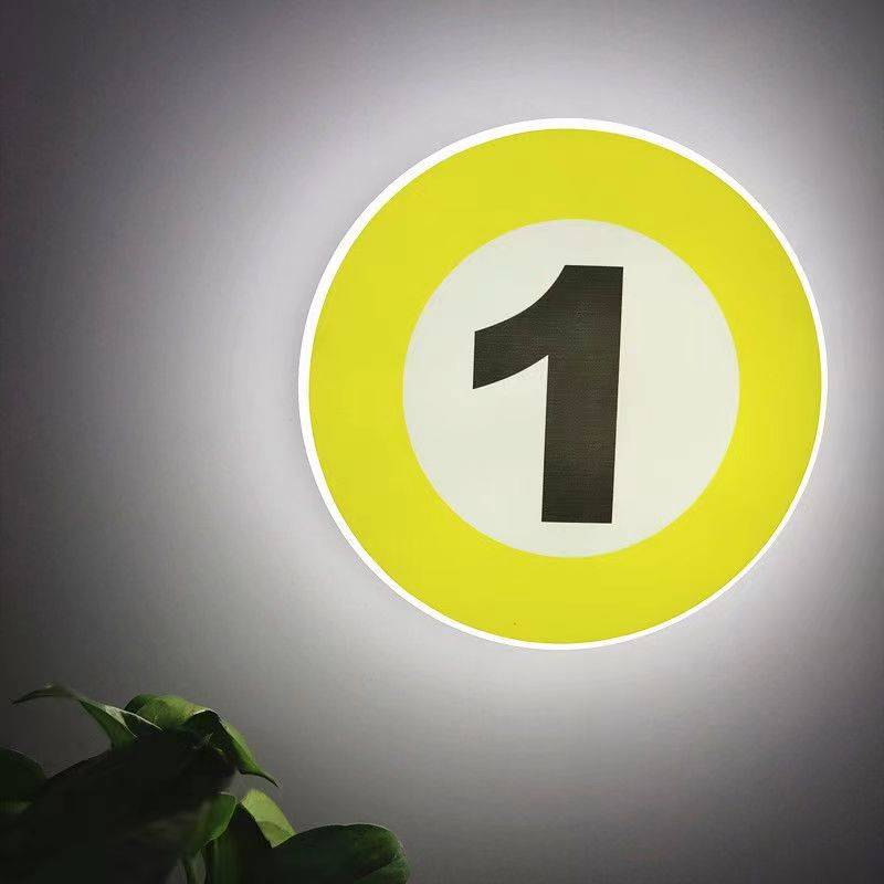 Number Light (No. 1) 210mm