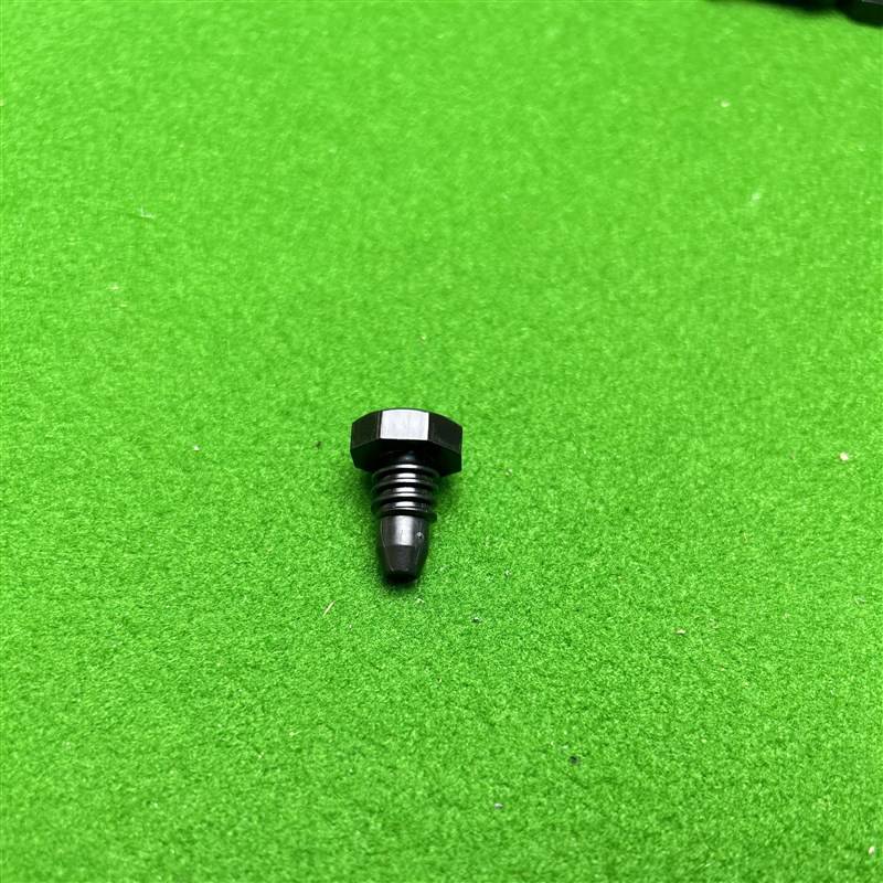 Club-round tail plug (1)
