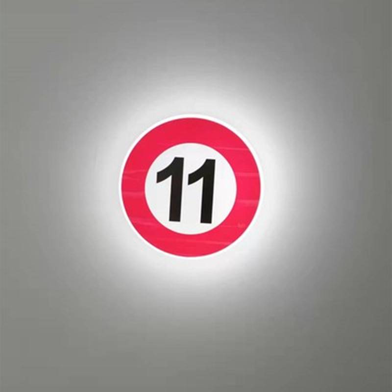 No. 11 (red)