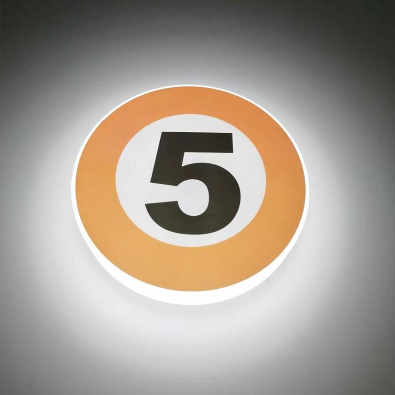 No. 5 (Orange Red)