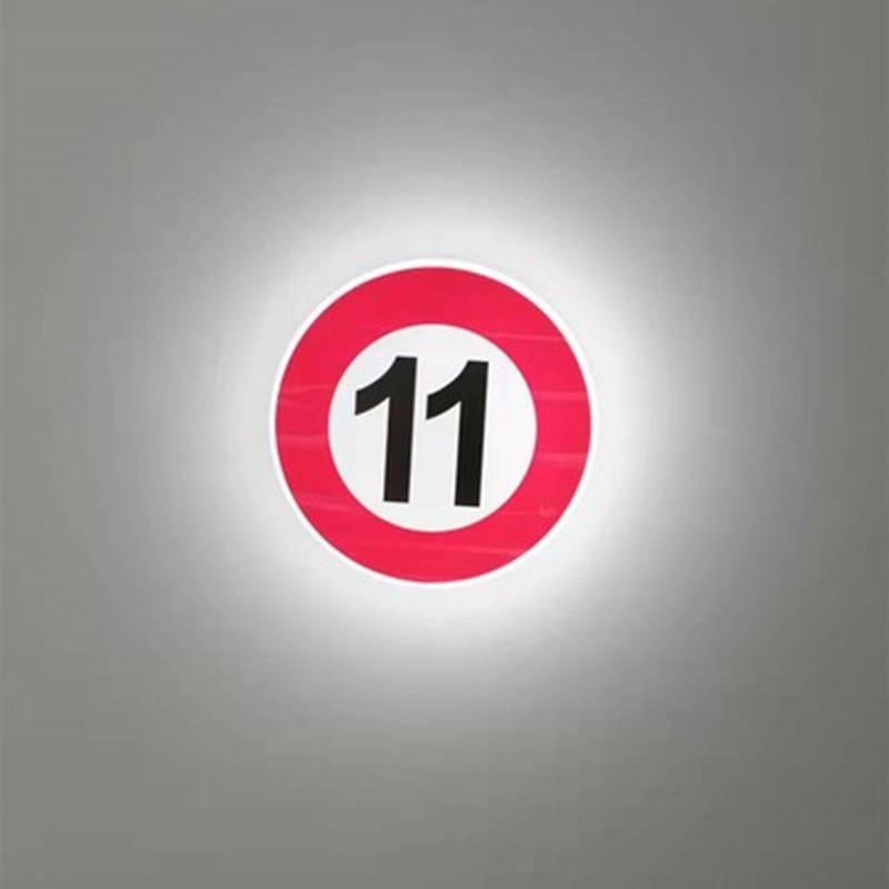 No. 11 (red)