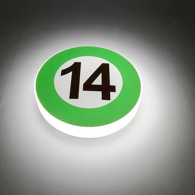 No. 14 (Green)