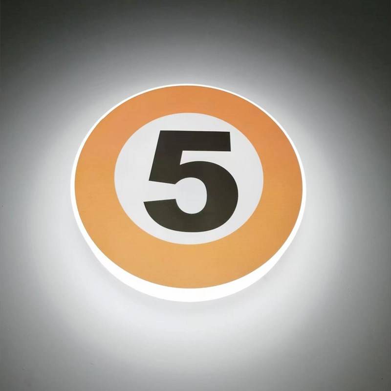 No. 5 (Orange Red)