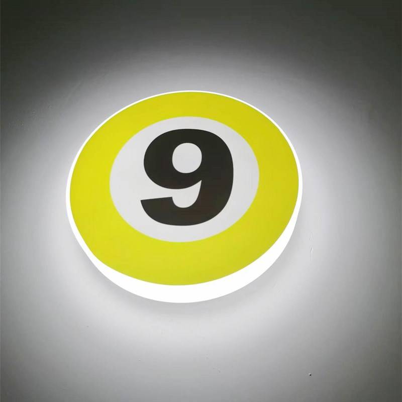 No. 9 (yellow)