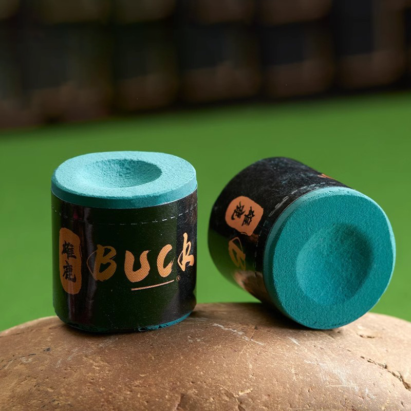 Wholesales 2 Pcs Pack Oily Dry Neutral Round Shape Pool Cue Tip Chalks Billiard & Snooker Cue Chalk for Smooth