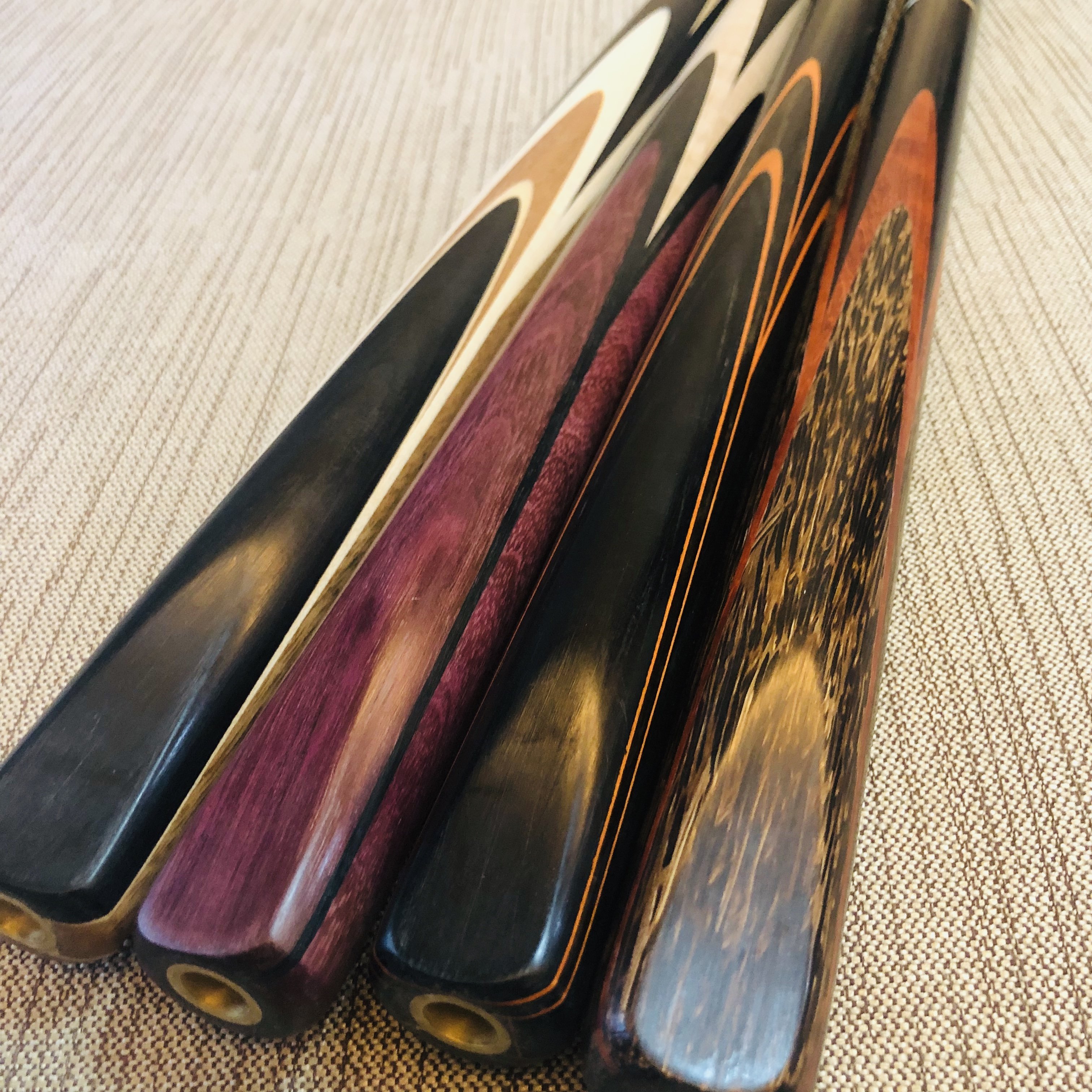 inlay ash wood cheap snooker cue with mini extension