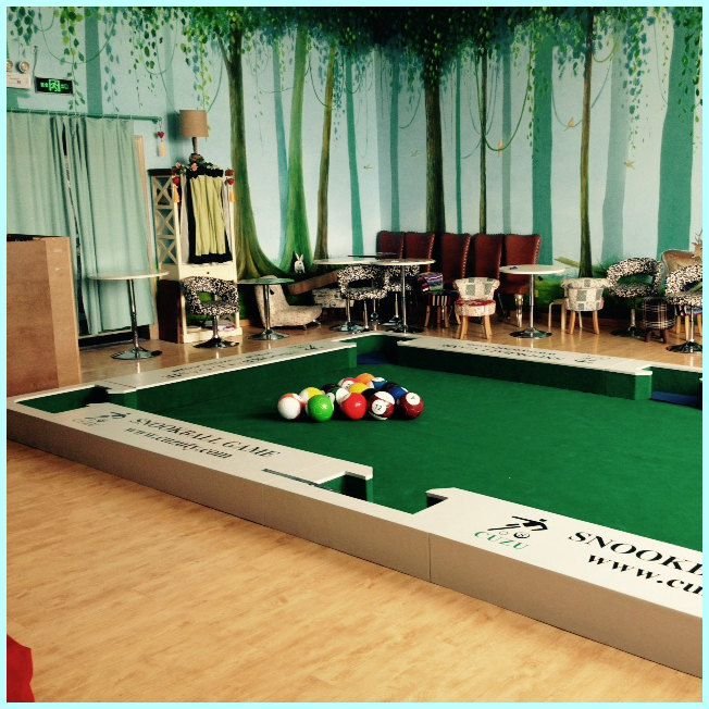 Child safety product football kids snooker and soccer table snookball game