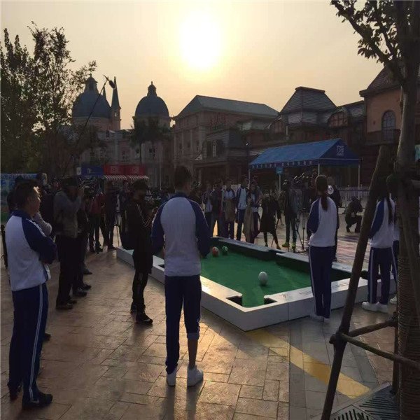 Child safety product football kids snooker and soccer table snookball game