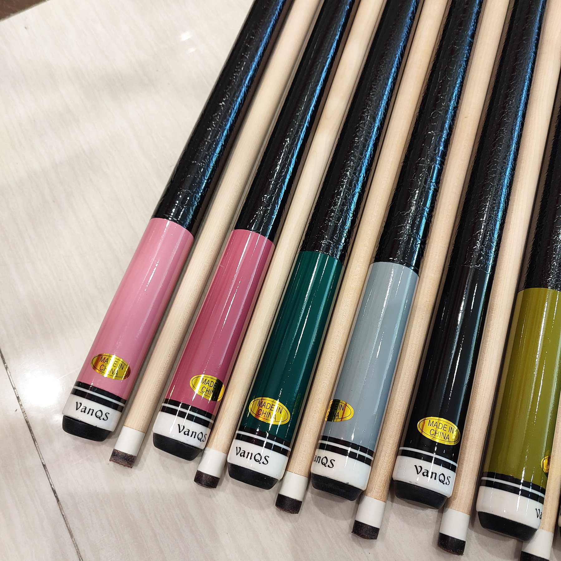 TQG-143 Promotional Handmade American Pool Cue 16 Color American Nine-Ball Cue Chinese Eight-Ball Head Snooker Table Accessory