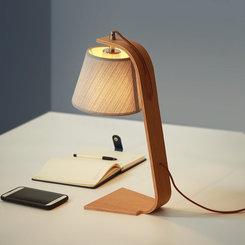 New Arrival Wholesale lamp Dimmable Led Modern Wireless Rechargeable Cordless LED Electroplated Metal Cordless Table Lamp