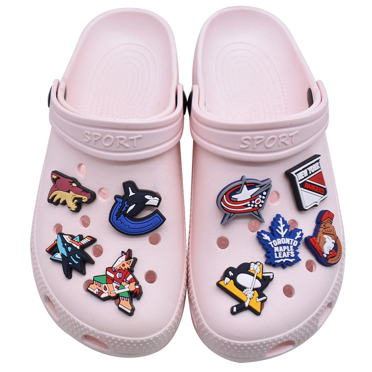 Luxury PVC rubber sports logo Children's shoes amulets Popular party favors Clock decorations clog corks