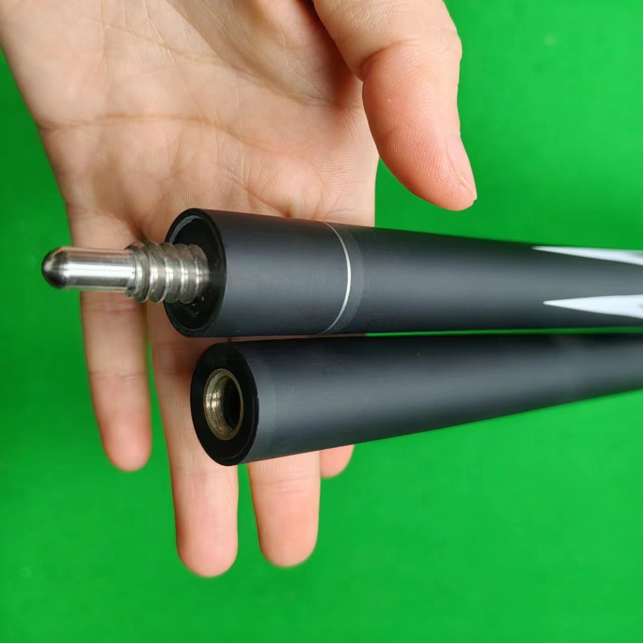 Hot sale high-grade black 1/2 carbon fiber stainless steel center joint billiard cue