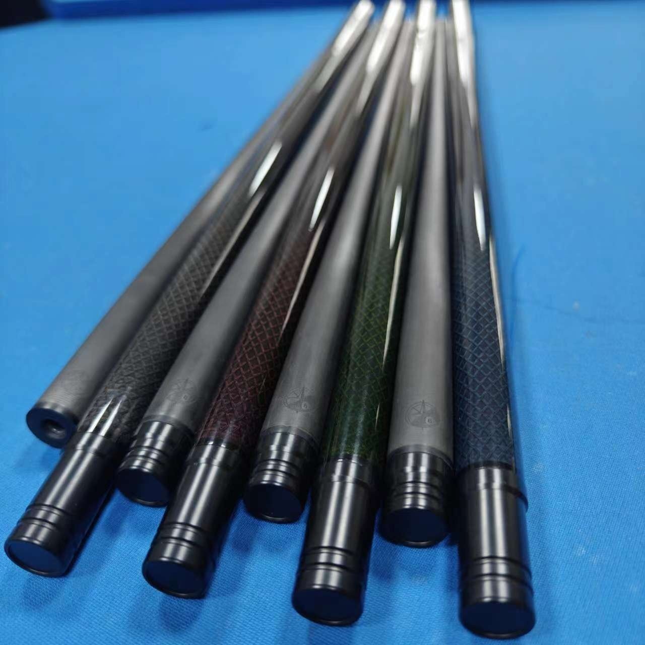12.5mm High Quality Carbon Fiber Shaft With metal Joint Billiard Pool Cue