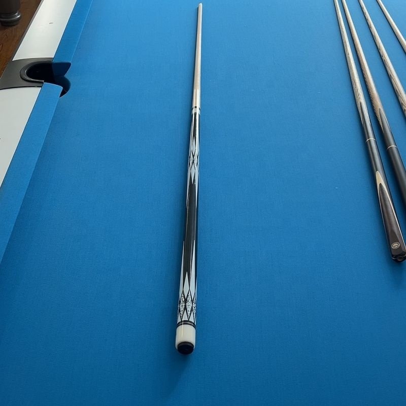 High Quality assemble Professional Billiard Pool Cue Stick Snooker & Billiard Cues
