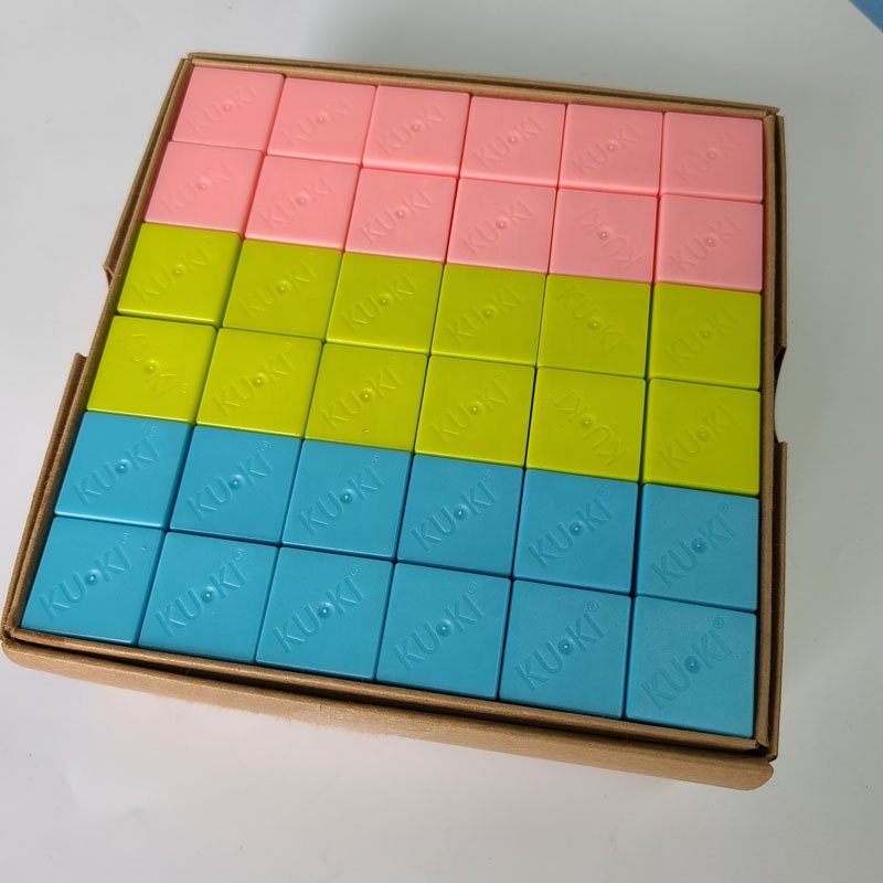 Hot sale square shape billiard pool colorful chalk holders 72pc/box accept custom rubber fiber chalks case billiard accessories
