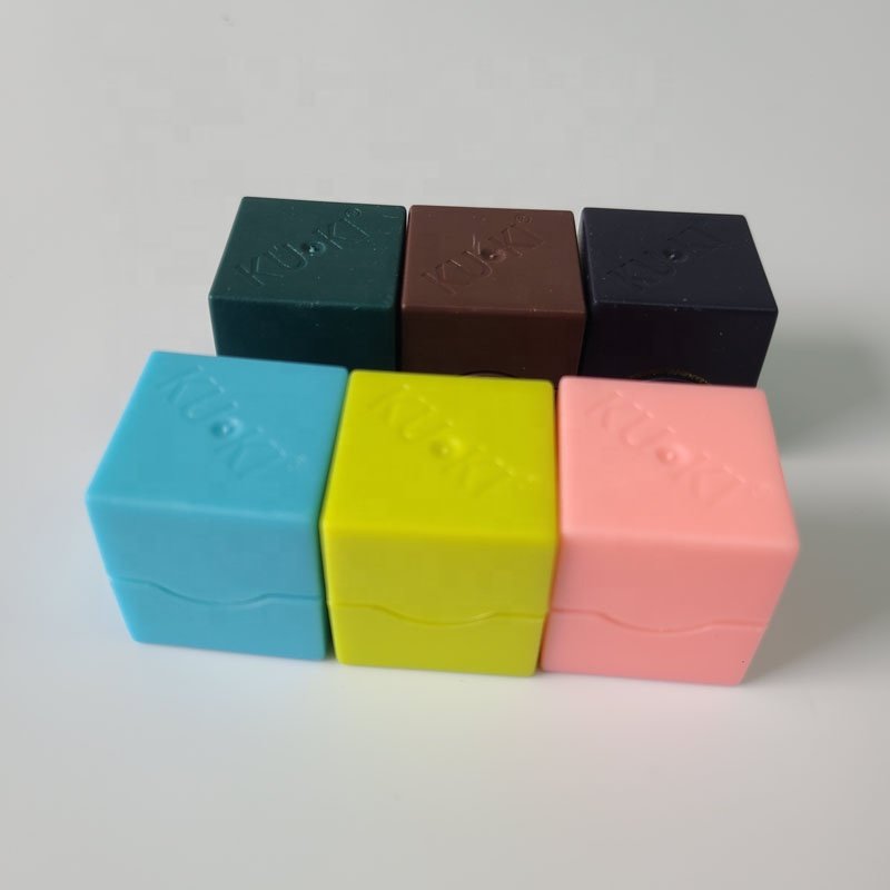 Hot sale square shape billiard pool colorful chalk holders 72pc/box accept custom rubber fiber chalks case billiard accessories