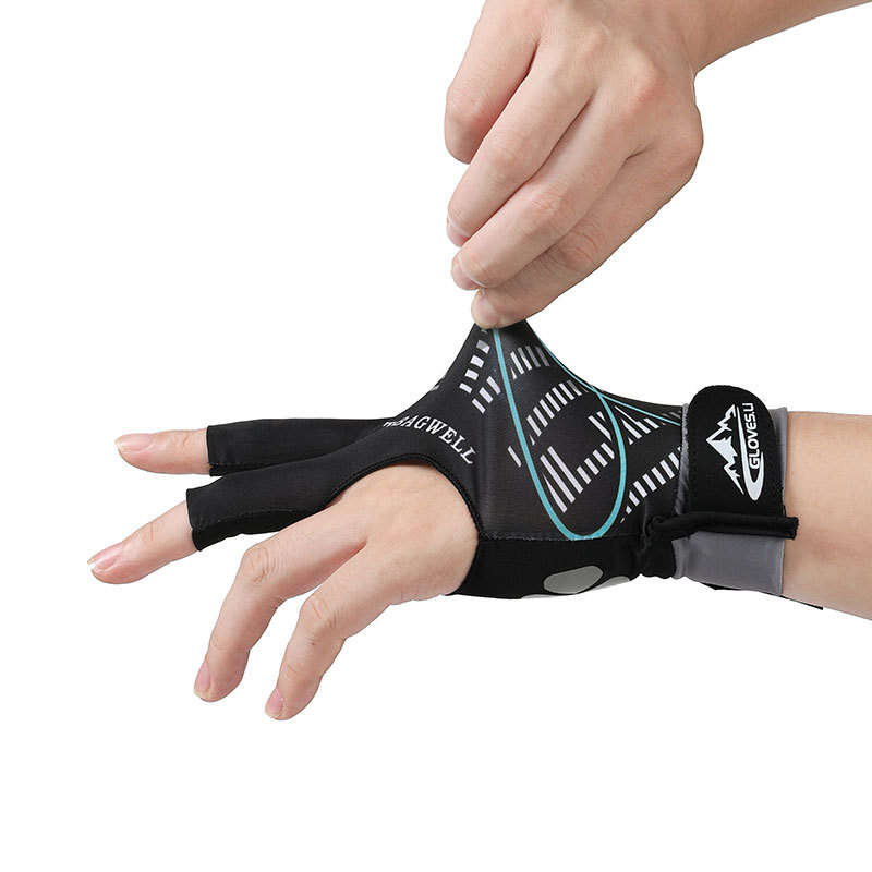 New Billiard Gloves Three Finger Velcro Adjustable High Grade Snooker pool gloves