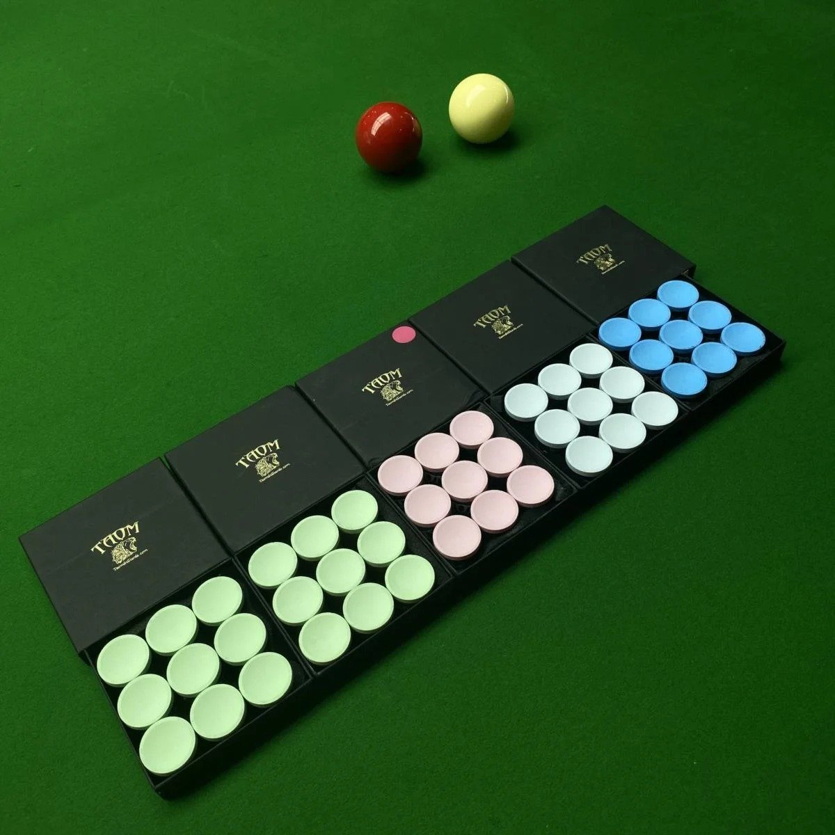 Low price sale Original genuine V10TAOM billiard cue Qiao Ke powder snooker Chinese black eight nine ball whole box 9 pieces