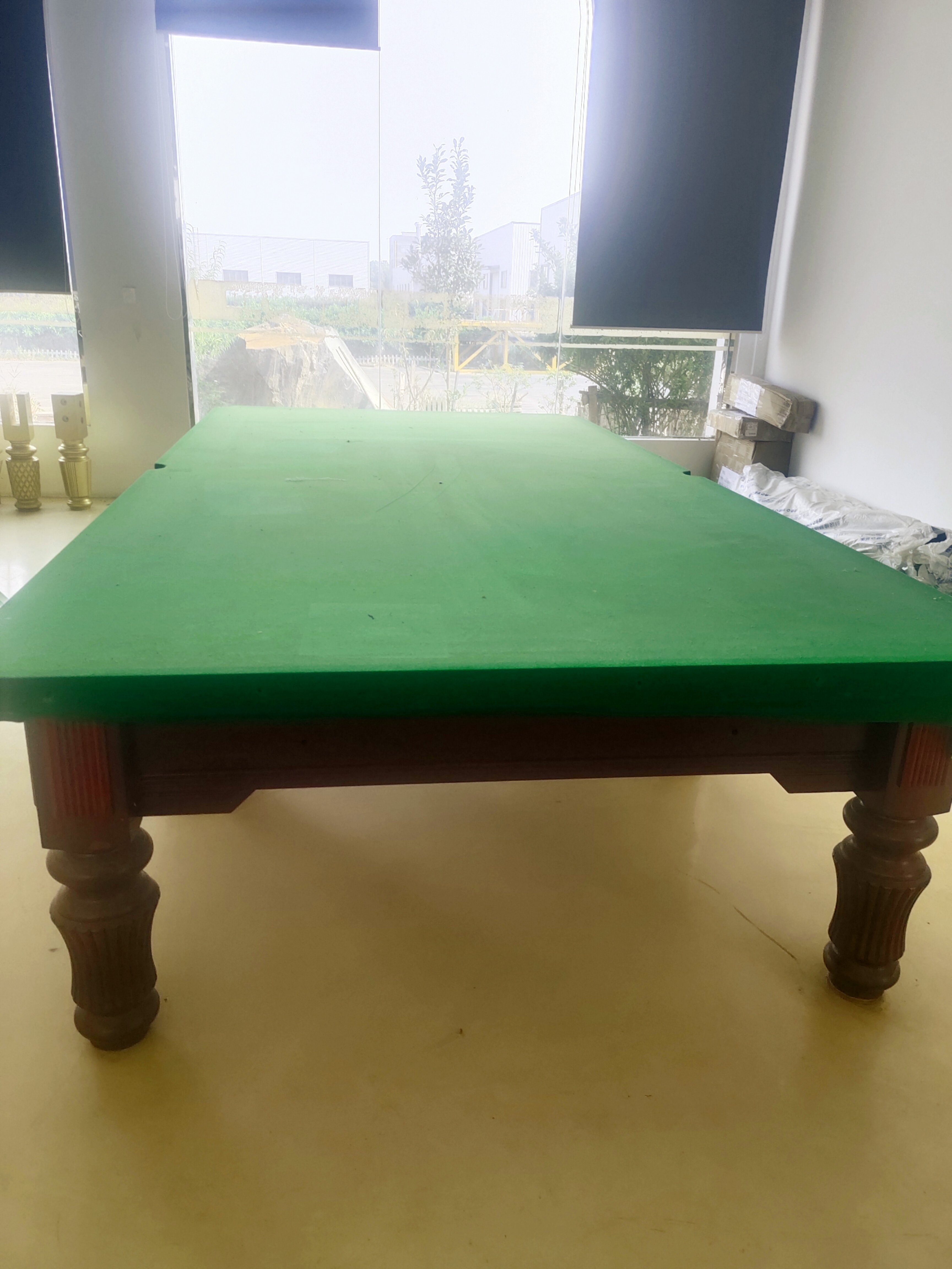 Classic Design Pool Table Snooker Table Indoor Entertainment with Solid Wood Leg Jiujiang Slate Leather Pocket