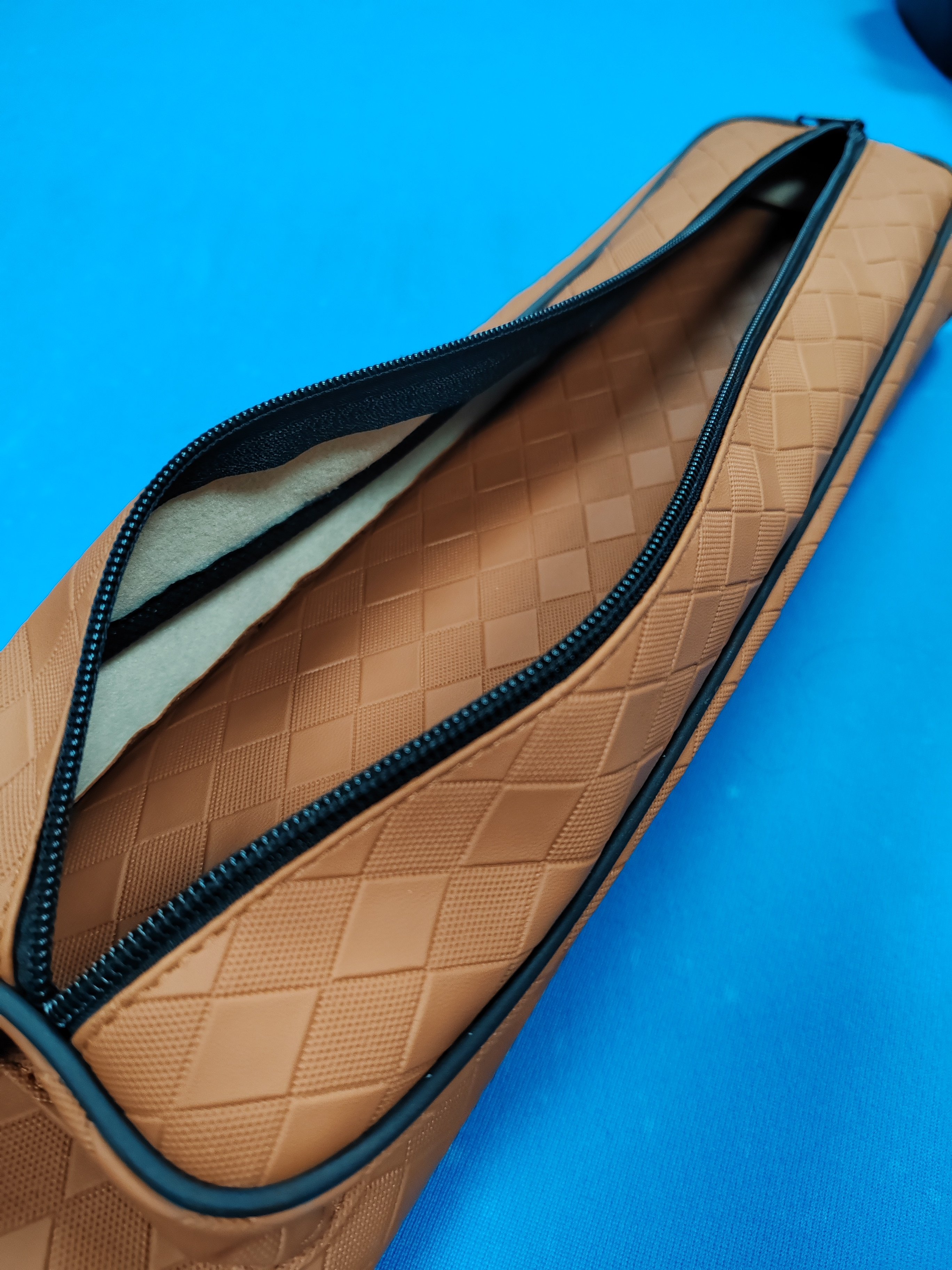 one shoulder cue bag 4 holes 5 holes with adjustable strap and zip