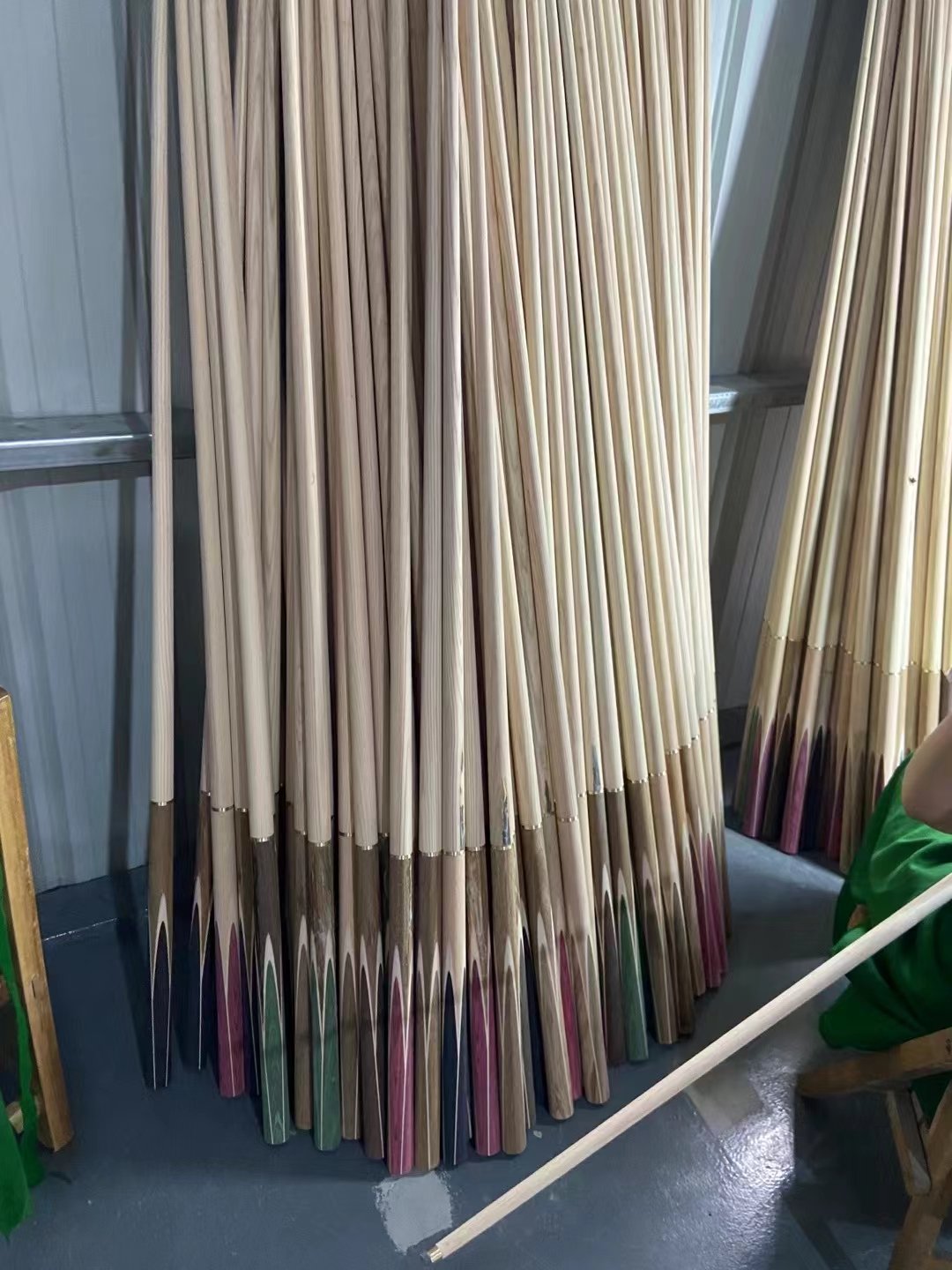 Black 8 club Snooker & Billiard Cues Member Club 3/4 Ash Wood Premium Pool Cue Pool Cue Stick For Sale