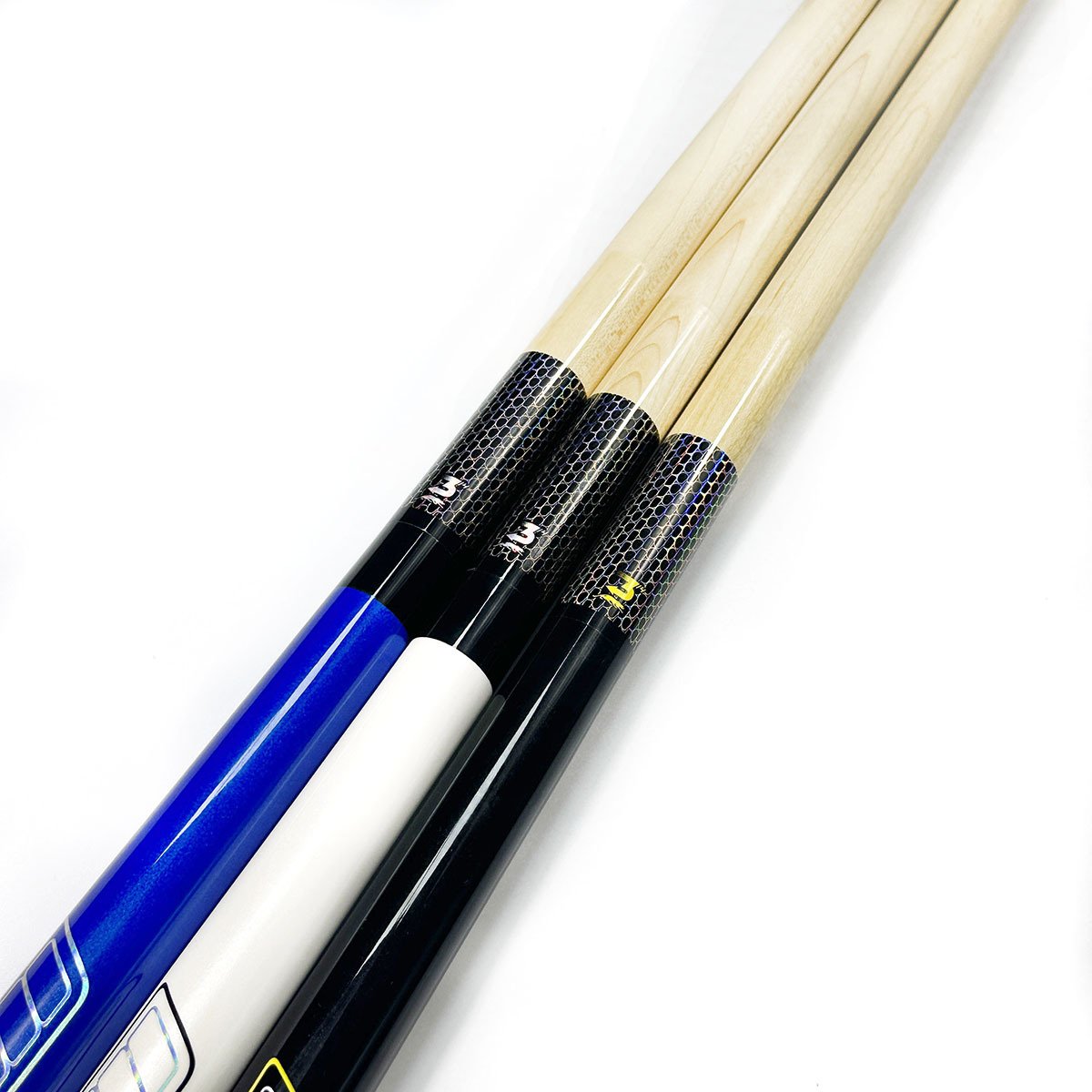 TQG-139 Integrated Three-Section Short Jump Carbon Fiber Snooker Cue New Open Club Cue with Cocobolo Butt Sleeve Bare Handle