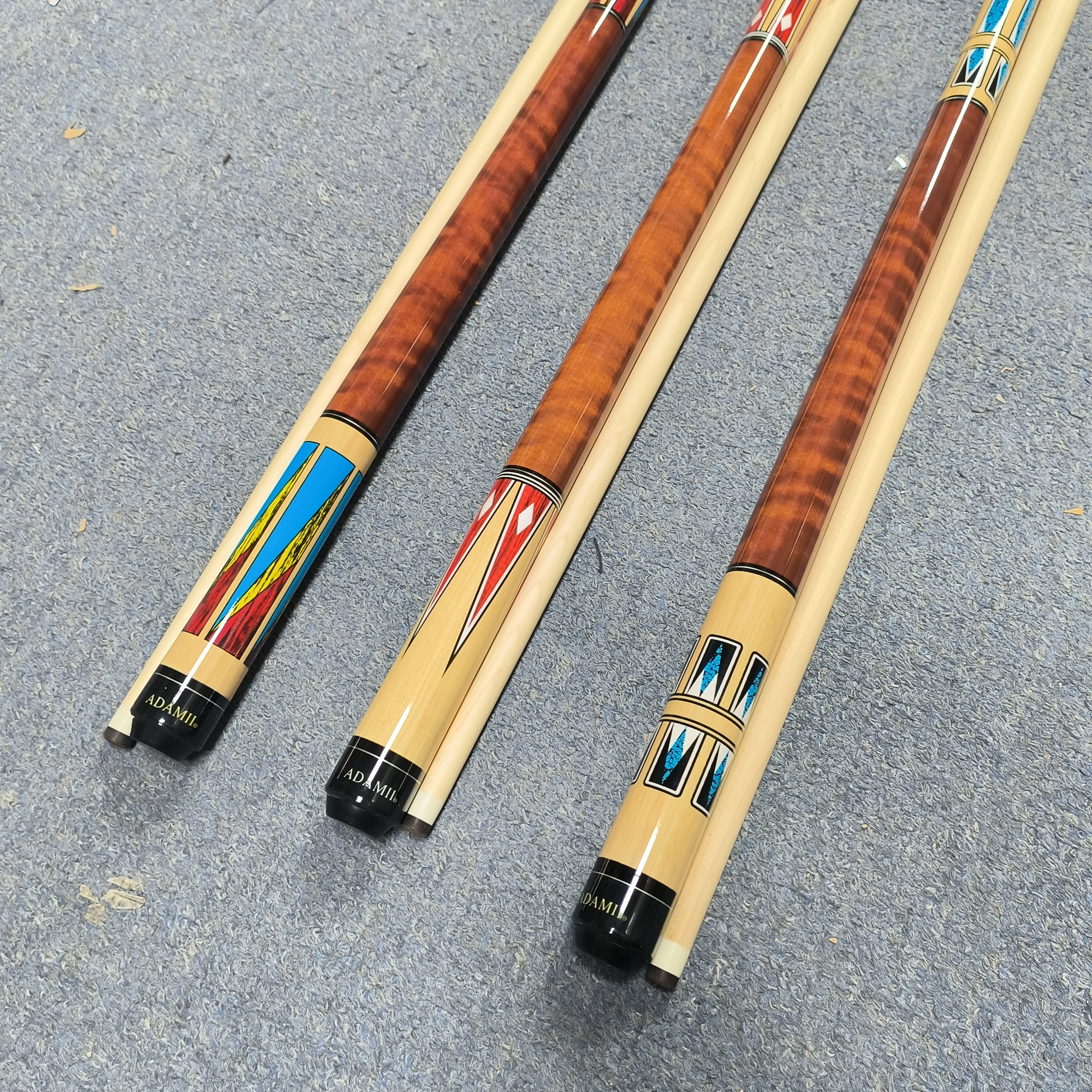 Billiard Maple Wooden Joint 1/2 Style Carom cue table Sticks 57 Inch Length for sale