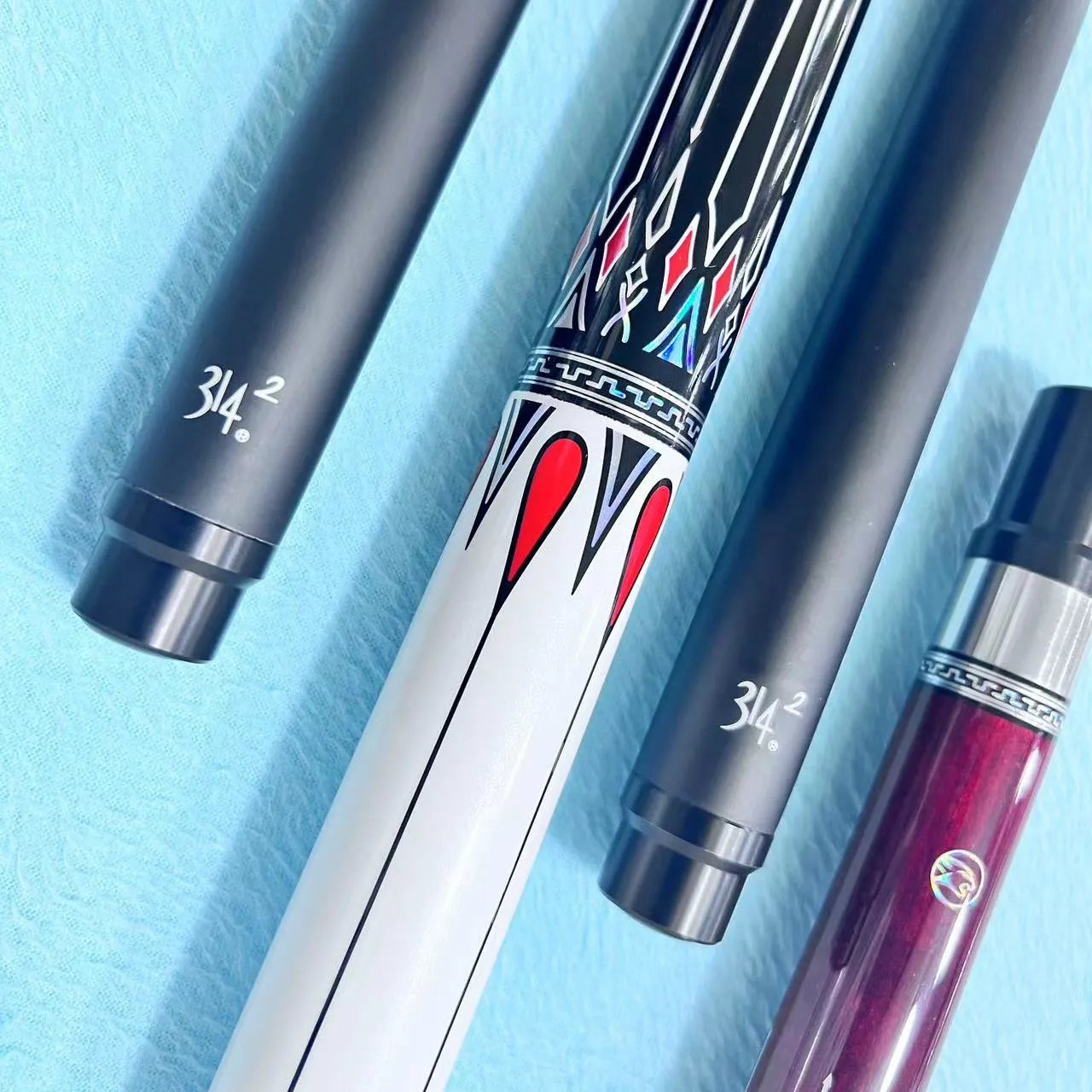 Premium Quality High Tech Uni Lock Carbon Shaft Maple Butt 1/2 Billiard Pool Cue
