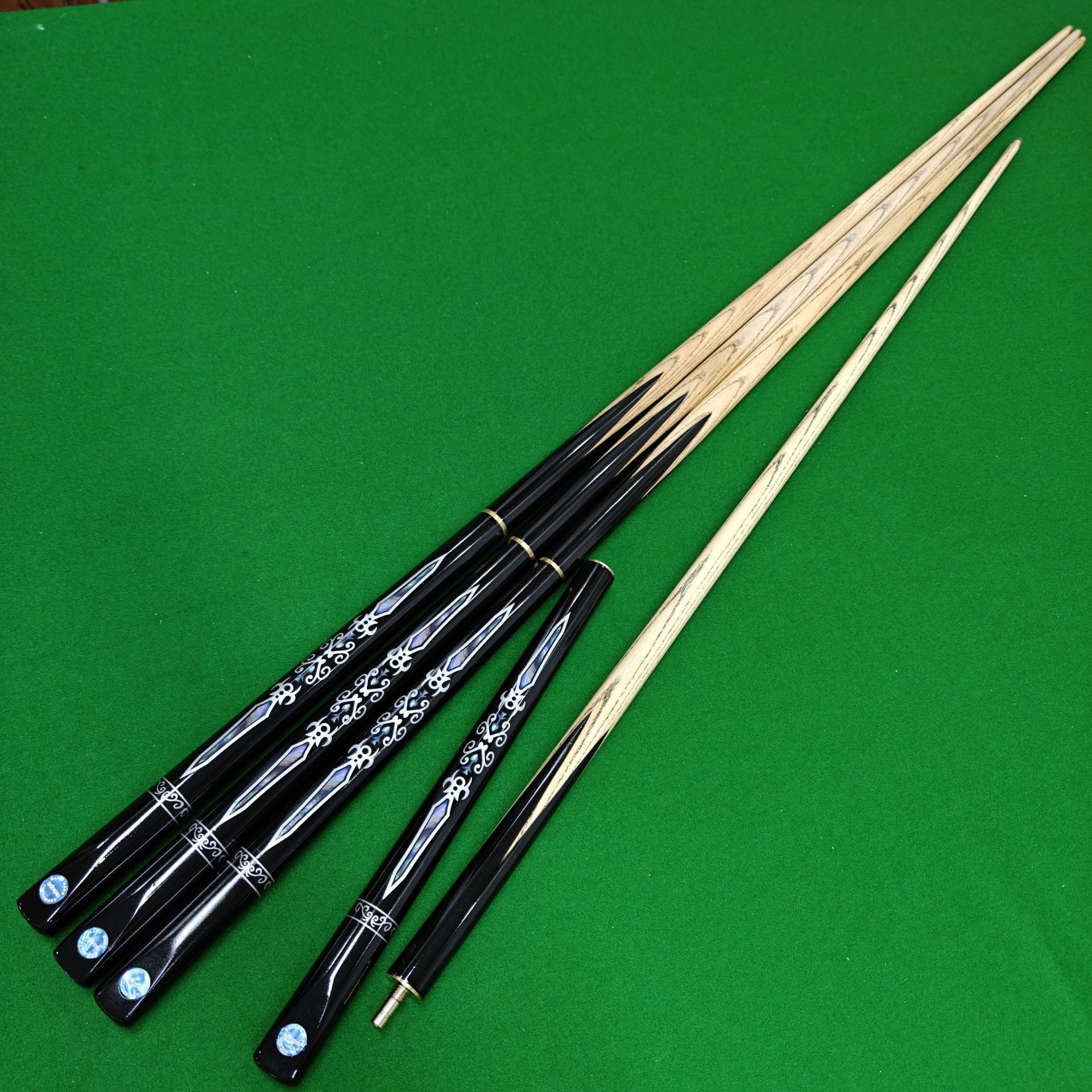 Newly Arrived Single Piece Professional Ash Wood Snooker Cue Stick