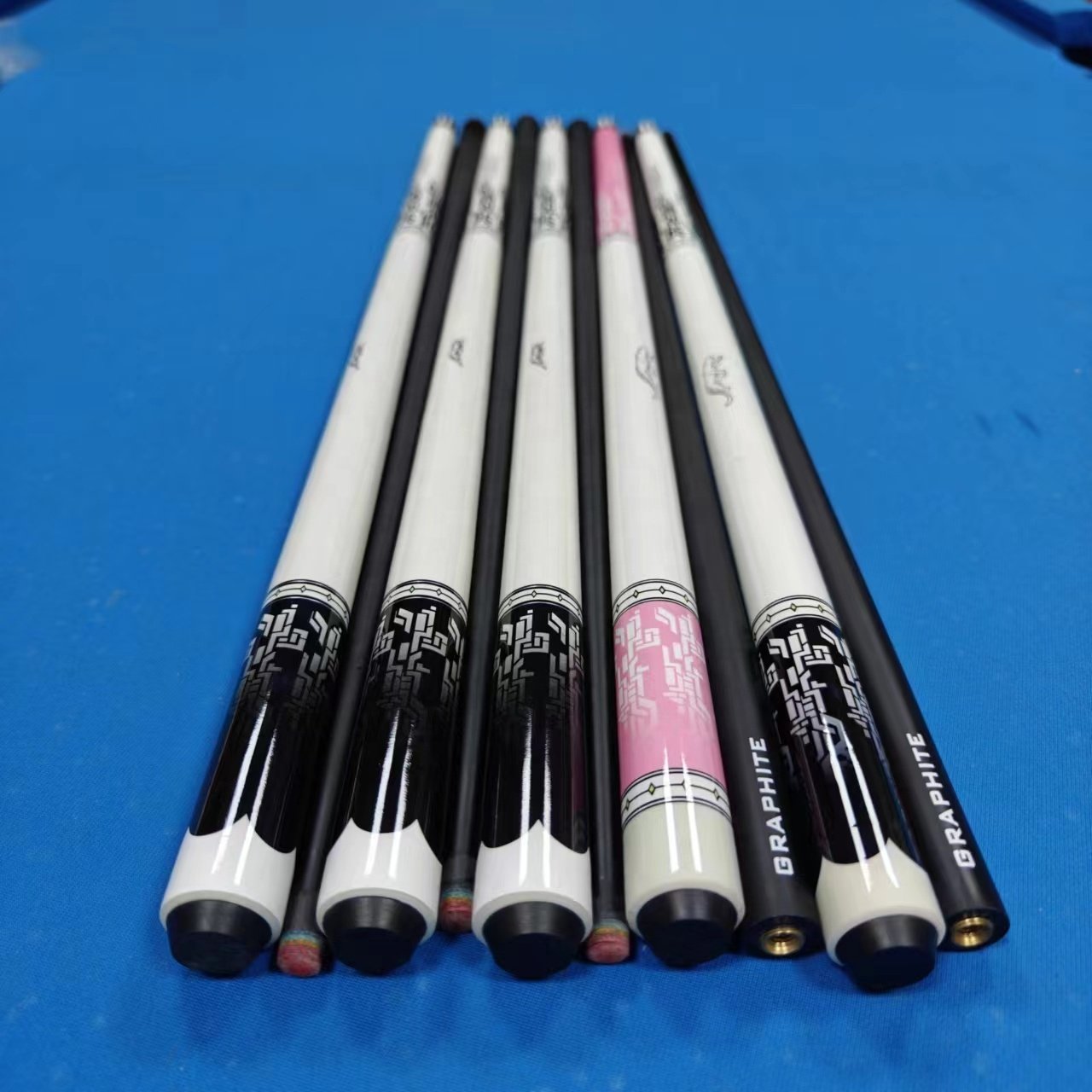 High-end 1/2 Split Canadian Maple Wood 9-ball billiard pool cue