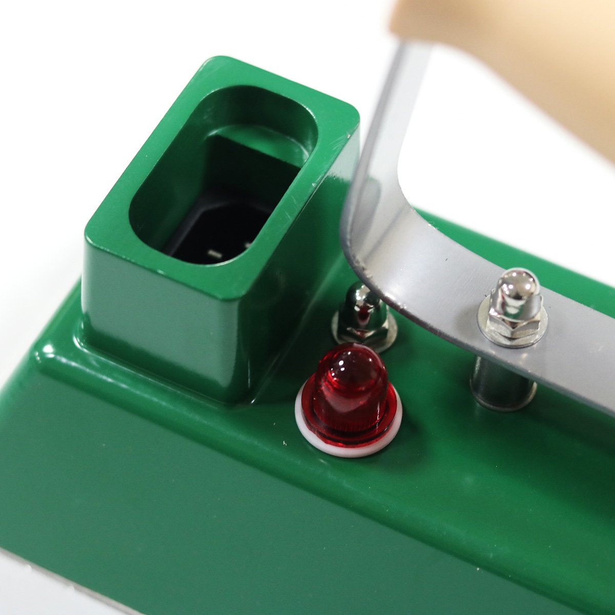 Superior Quality Without Asbestos 243mm Billiard Game Snooker Pool Table Cloth Felt Iron Heater