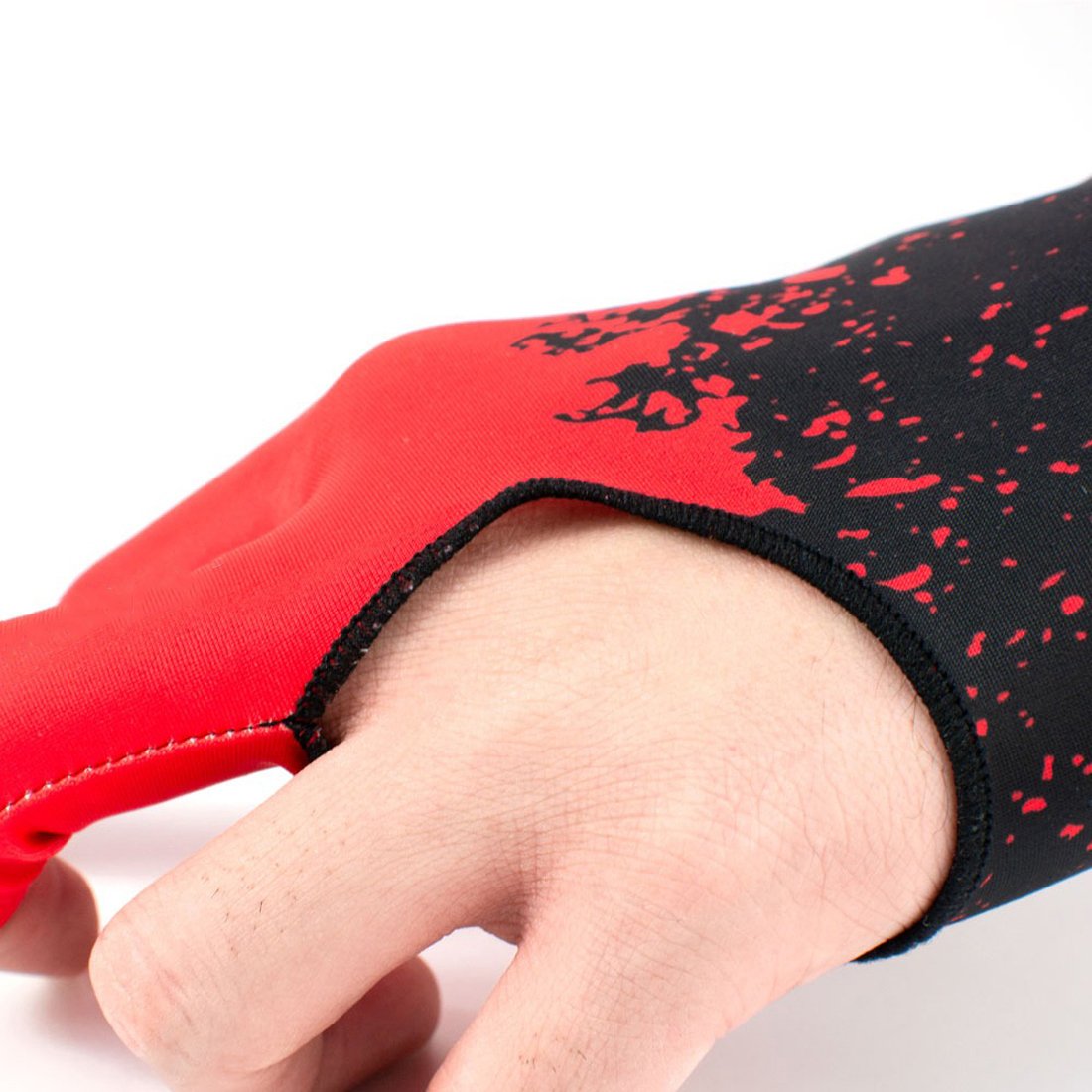 New Comfortable Spandex Billiards Shooter Snooker Glove Left Right Hand Open 3 Finger Pool Cue Glove For Men Woman