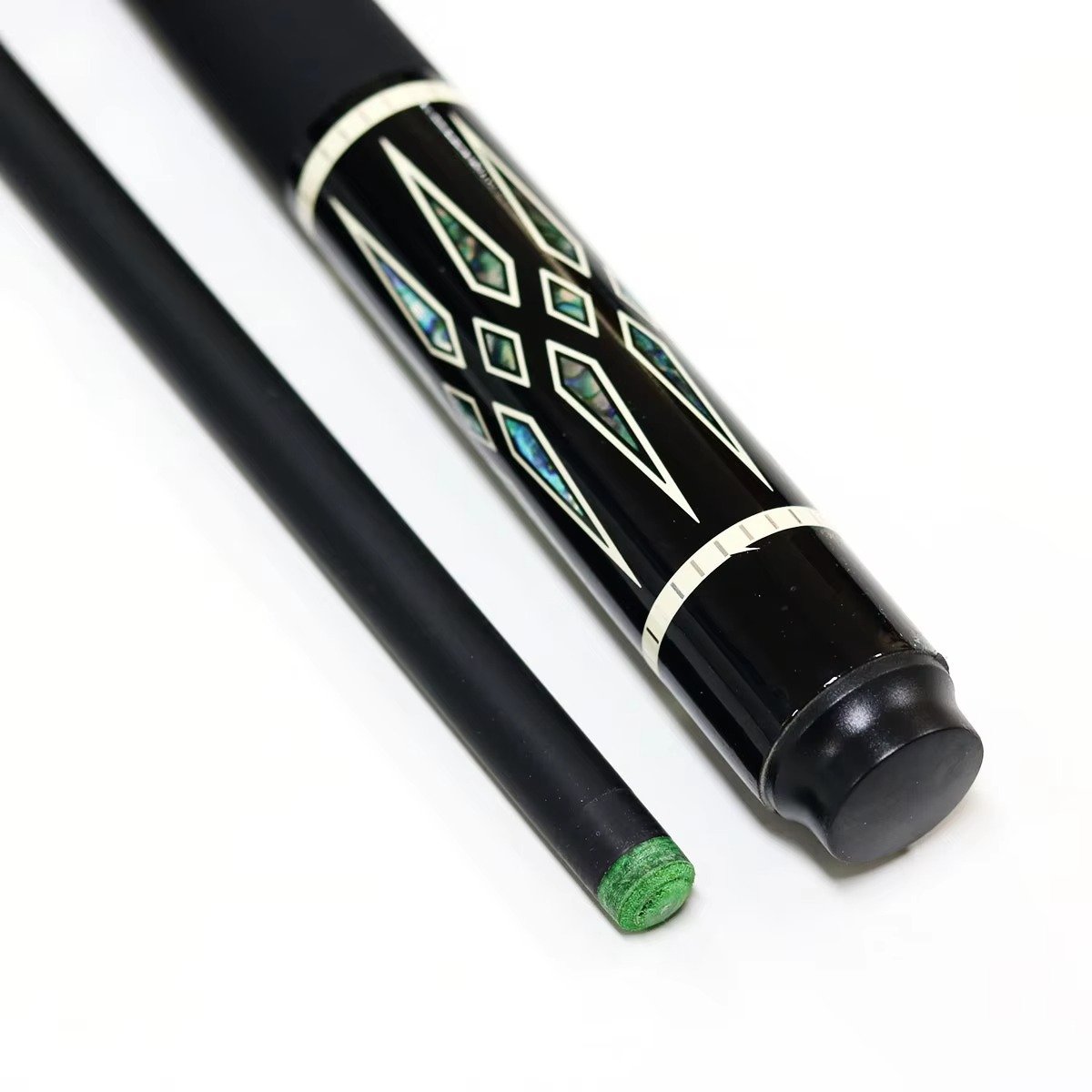 High Quality 2Pieces Carbon Fiber Shaft Snooker Cue Stick 13mm Tip with Handmade Carbon Fiber Butt Sleeve for Sale