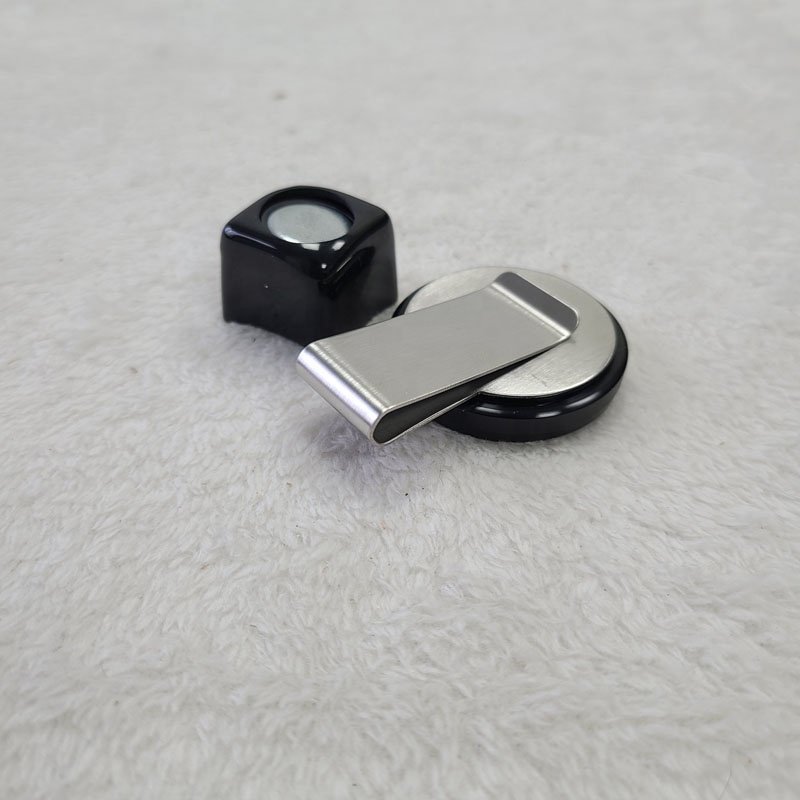 Xmlivet Stainless Steel High Magnetic chalk holders with clips Billiards Pool Carom Snooker chalk cages Billiard accessories