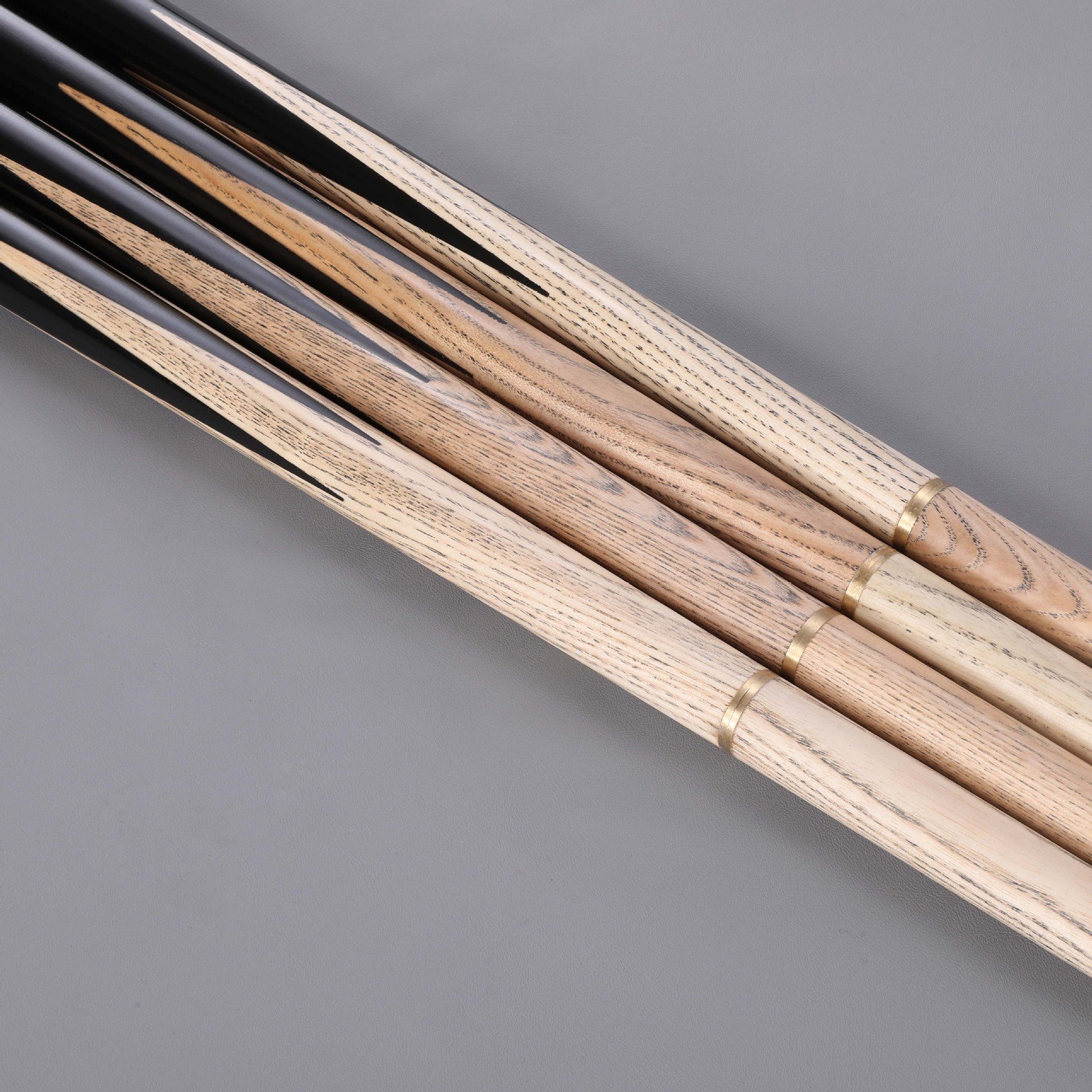 57 inch 1/2 Split Cues 10mm Tip Two Piece Wooden Billiards Cues 9-ball Ash Wood Snooker Pool Cue Stick for Bar Billiard House