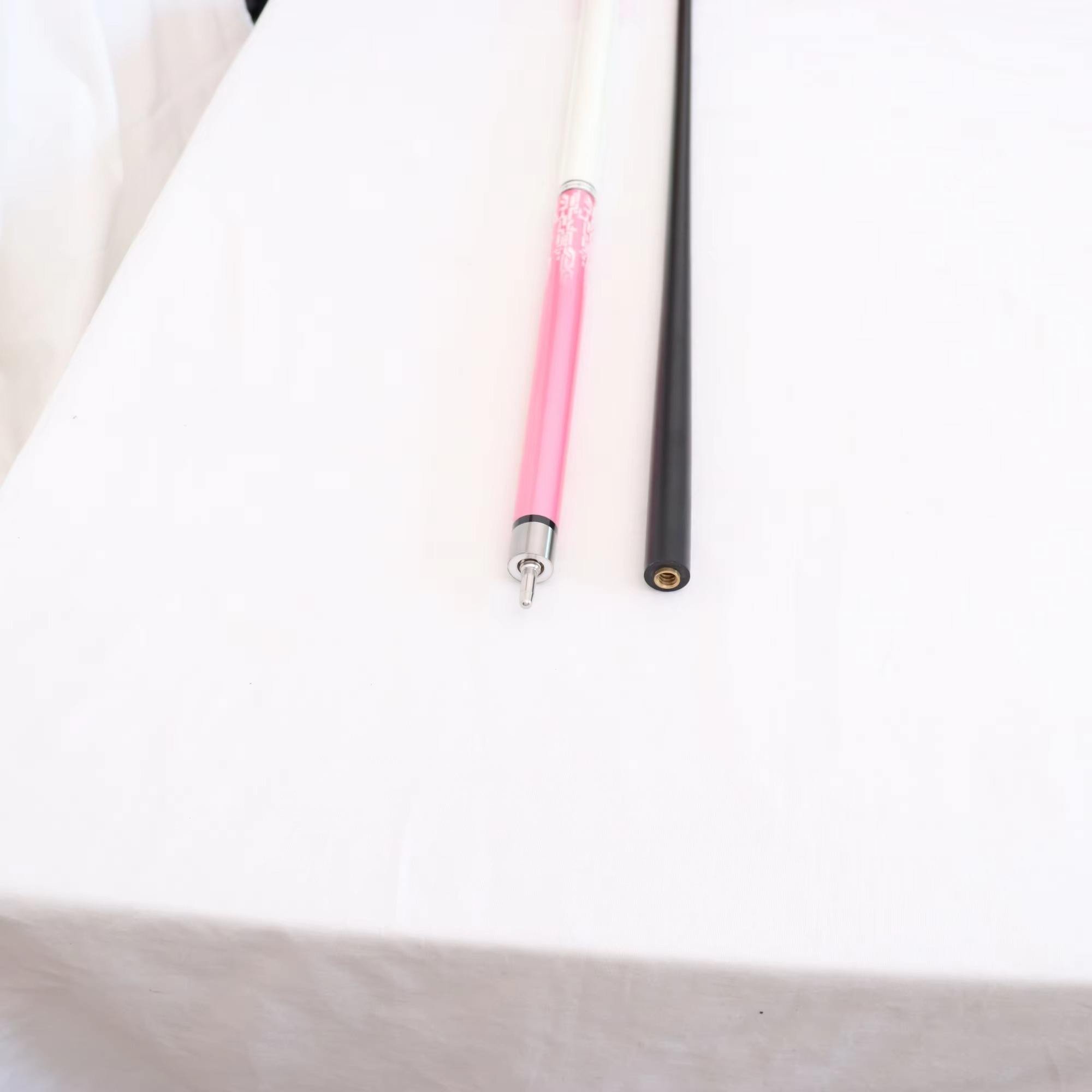 Durable Billiard Pool Cue With High Quality Snooker Cue Stick And Customizable Adjustable Length Options
