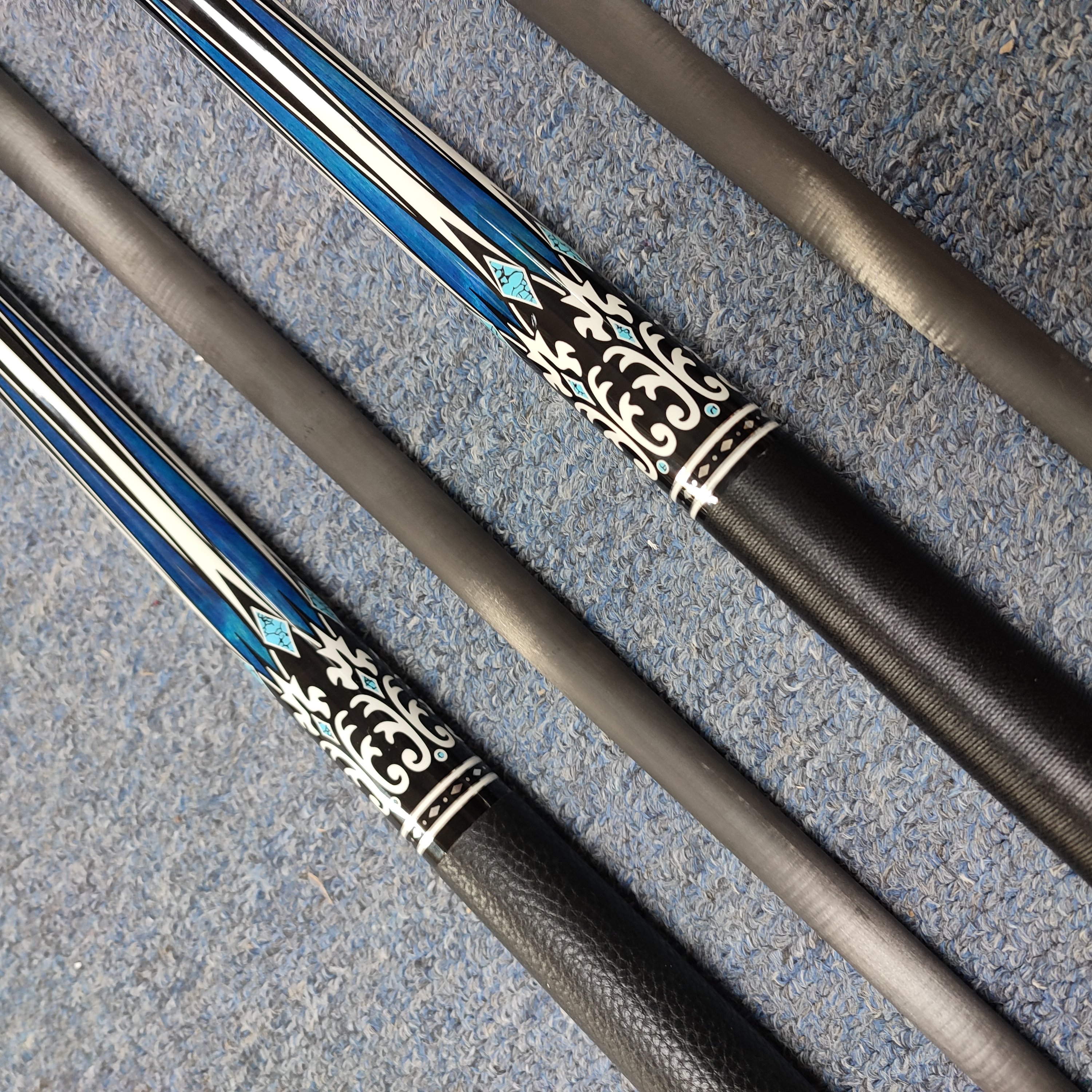 Premium Genuine Carbon Fiber Shaft Maple Butt Leather/Nylon Wire Grip 12.5mm 1/2 Billiard Pool Cue