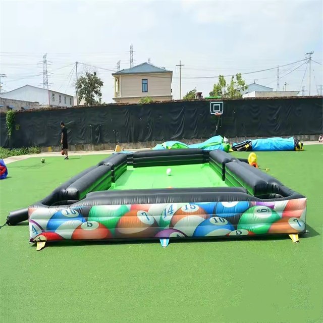 Top rated billiard adult inflatable wipeout sport games inflatable snooker football pool table