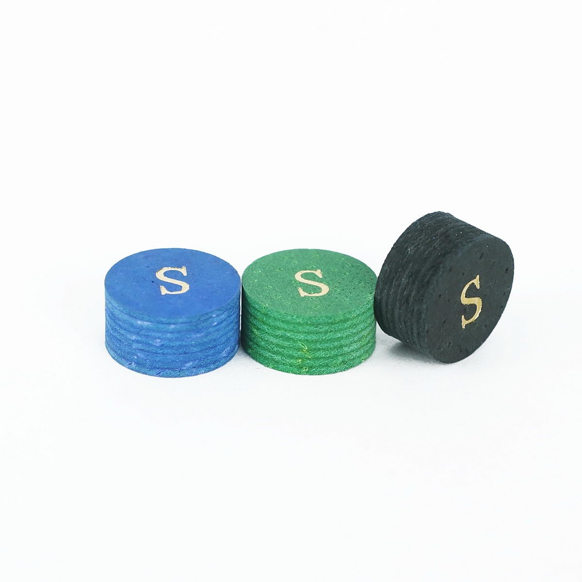 Billiard cue tip for pool and snooker cues
