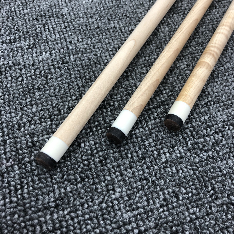 Two-Piece Carbon Fiber Snooker Pool Cue Stick for Sports Use and Billiard Balls
