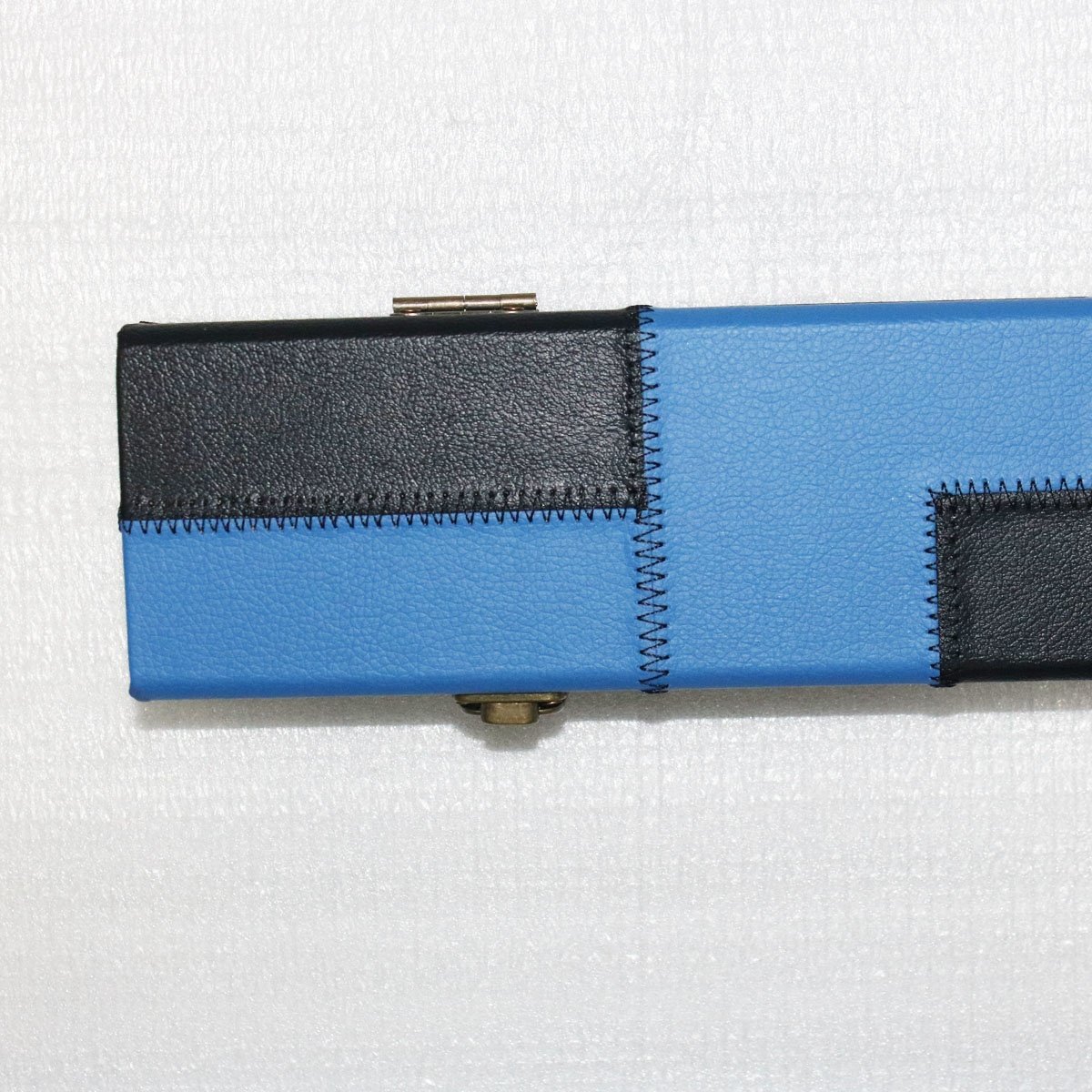 Customized PU Leather Wooden Billiards Cue Case-3/4 Piece Modern Snooker Pool Cue Case with Patch Pattern and Custom Logo