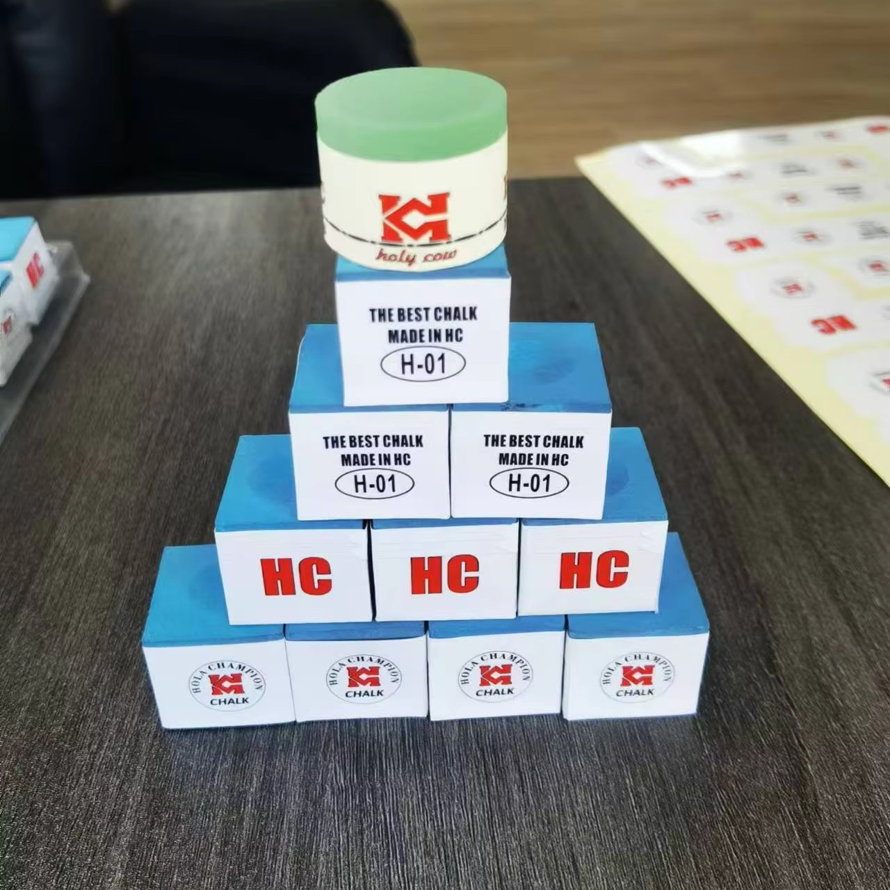 Free sample OEM factory custom brand logo packaging customization snooker Billiard Pool Chalk