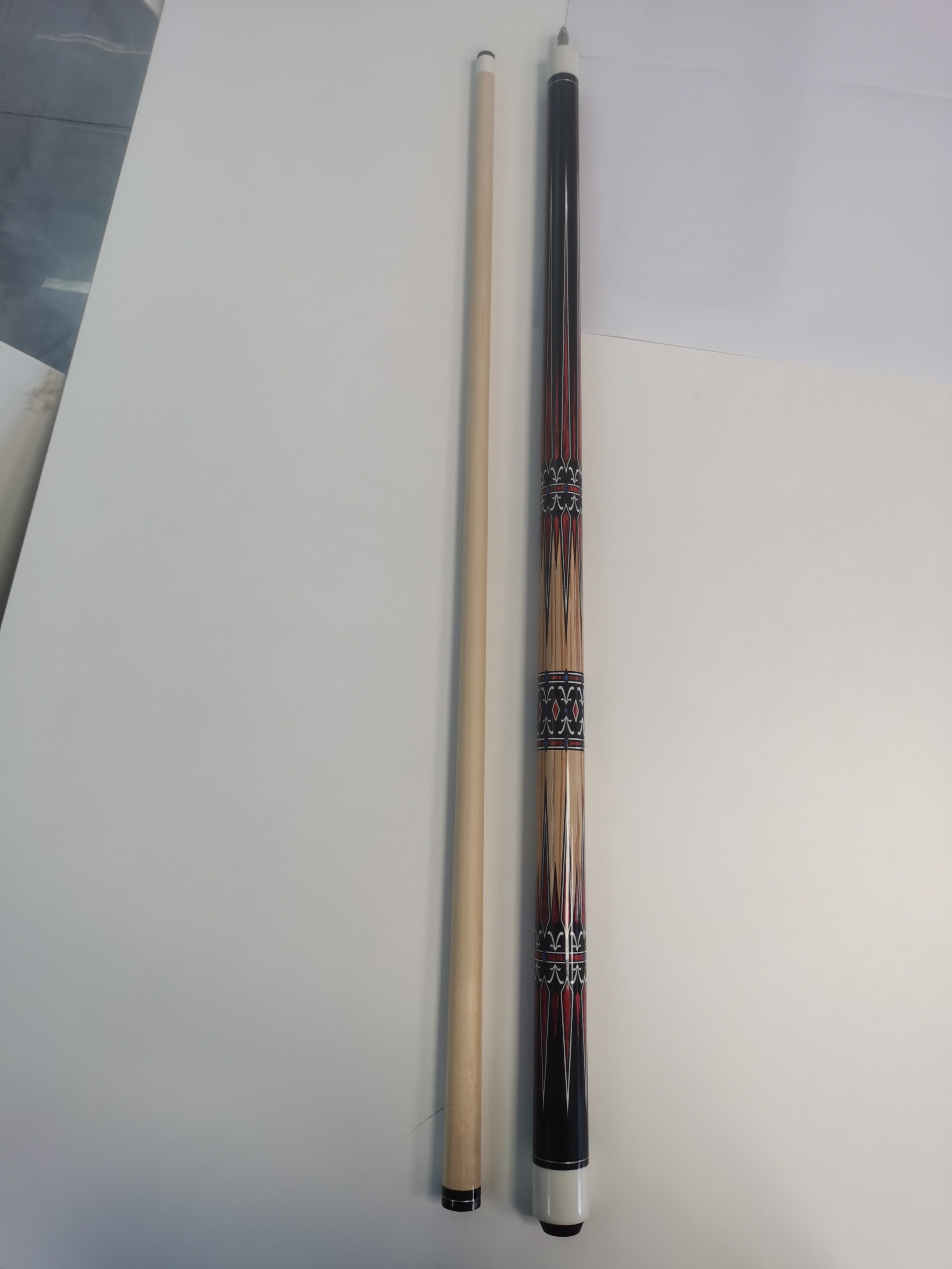Manufacturers Direct sales of high quality snooker billiards cue 1/2 wood cue