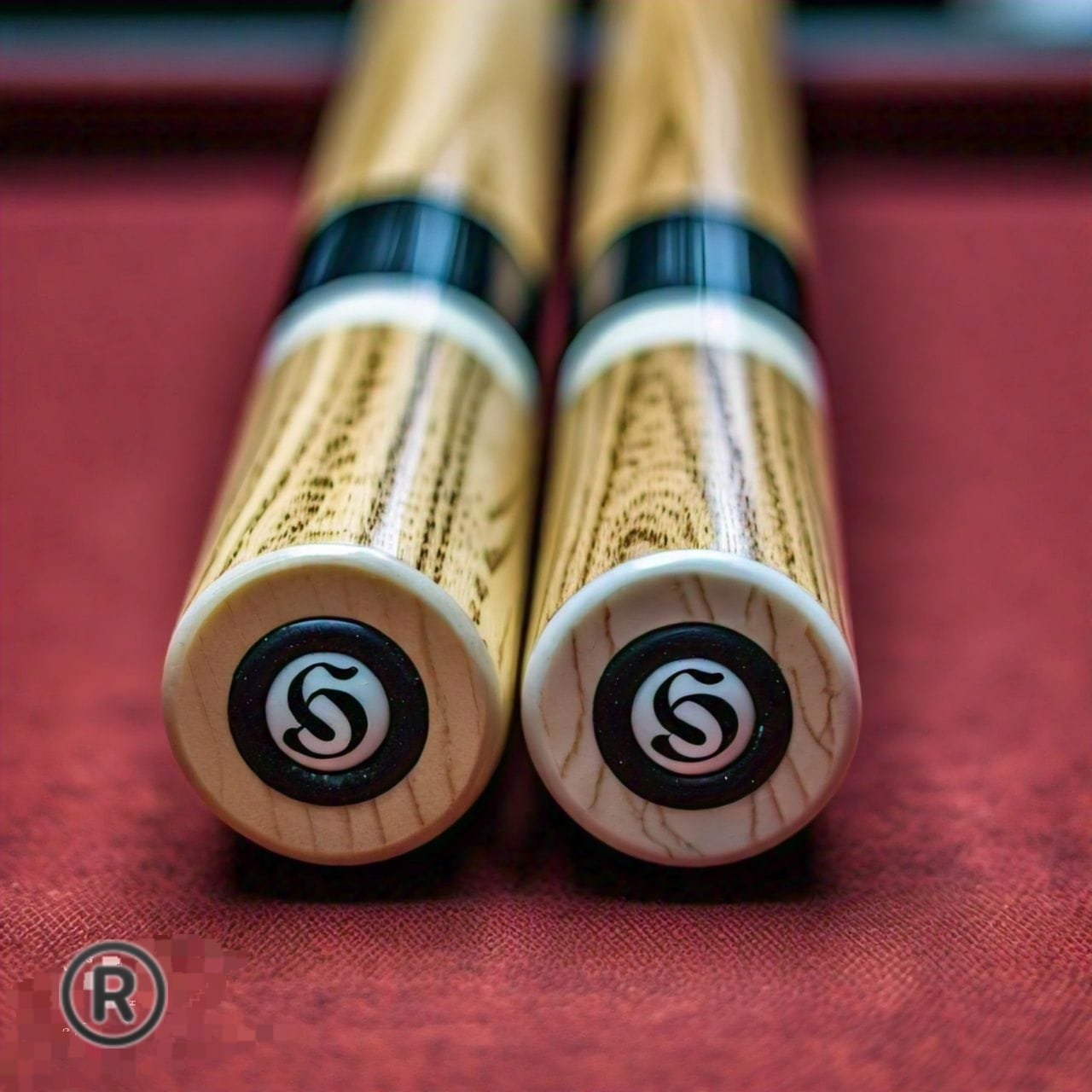 Custom Sticker Maple Billiard Cue StiPoolc Liknen Cheap Sport Steel Wood Stainless Joint Material Origin Type Butt Grip Center