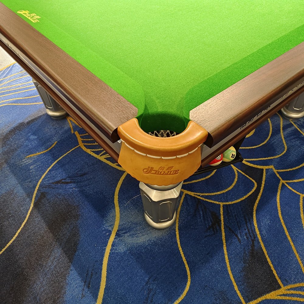 Bojue Chinese black 8 ball style billiard & snooker pool table 9ft 10ft customized size Q7 Silver Leg for entertainment use